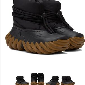 CROCS Black and Brown Men's Boots size men 10 women 12